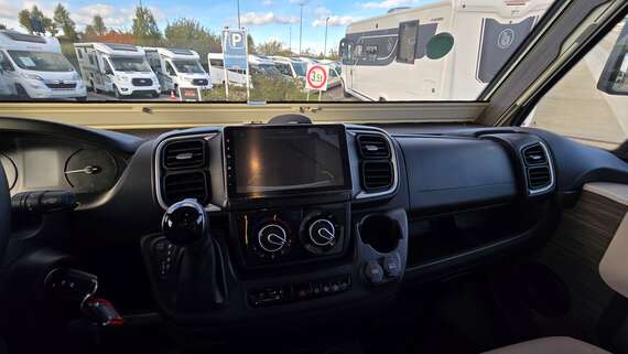mclouis-carat-879-integraal-motorhome-campervan-van-mobilhome-camper (33) -  - McLouis Carat 879