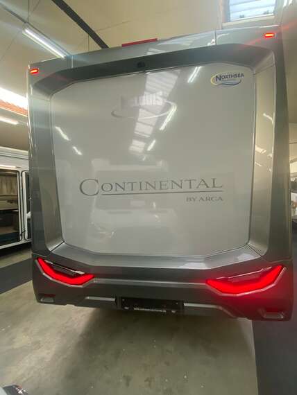 IMG_1817 -  - McLouis Continental P745 GLG