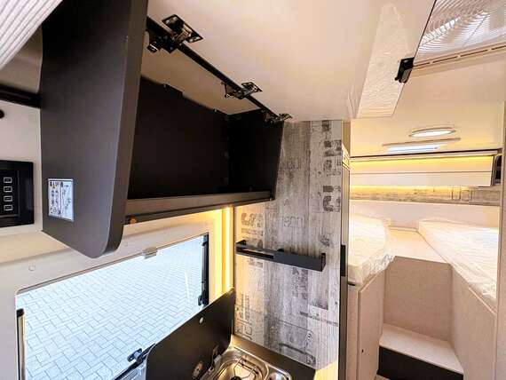 Avantgarde-Slim-339-mcLouis-dicar-Northsea-veurne-motorhome-mobilhome-van-camper (21) -  - McLouis Avantgarde Slim 339