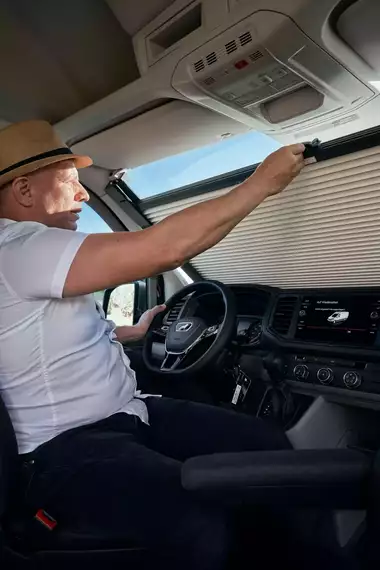 Bravia-mobil-campervan-van-peugeot-mercedes-MAN-495-680-699-636-599-trend-editie30-Swan-westvlaanderen-veurne-northseamotorhomes (21) -  - Bravia Mobil Swan 600