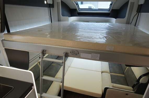 McLouis-avantgarde-sovereign-carat-321-nieuw-motorhome-camper-mobilhome-huren-kopen (13) -  - McLouis Avantgarde 321 - Fiat