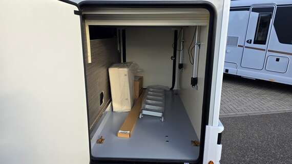 mclouis-carat-879-integraal-motorhome-campervan-van-mobilhome-camper (24) -  - McLouis Carat 879