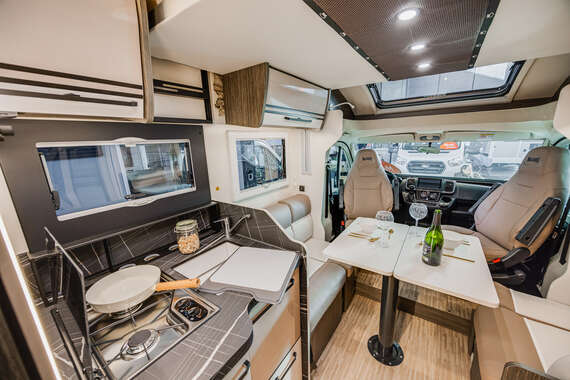 carat-481-centraal bed-mclouis-motorhome-mobilhome-camper (26) -  - McLouis Carat 481 Fiat