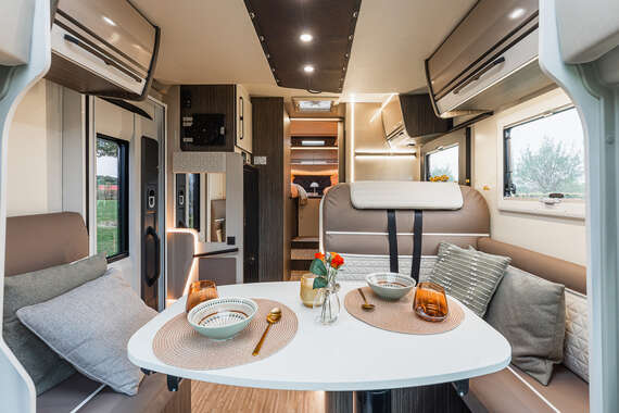 Carat-MC4-McLouis-half integraal-motorhome-mobilhome-camper-473-twinbedden-ford-automaat (4) -  - McLouis Carat 473 - Ford