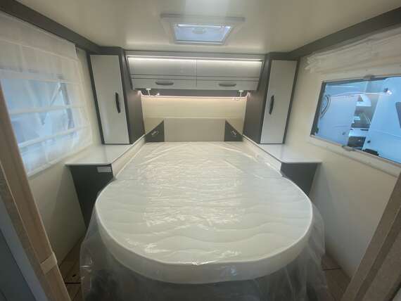McLouis-avantgarde-sovereign-carat-381-nieuw-motorhome-camper-mobilhome-huren-kopen-mc4 (12) -  - McLouis Avantgarde 381 - Fiat