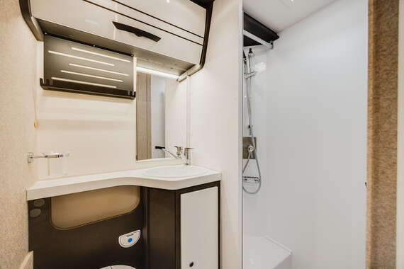 Grondpland-Avantgrade-360-mclouis-motorhome-camper-mobilhome-nieuw-kopen-huren-northsea (12) -  - McLouis Avantgarde 360 - Ford