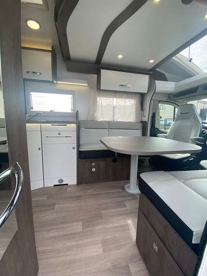 Benimar-tessoro-cocoon-468-automaat-NAK-face a face-twinbedden-170pk-motorhome-camper-mobilhome (15) -  - Benimar Cocoon 468 Special Edition