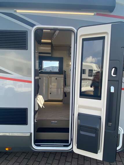 IMG_1780 -  - McLouis Continental P745 GLG