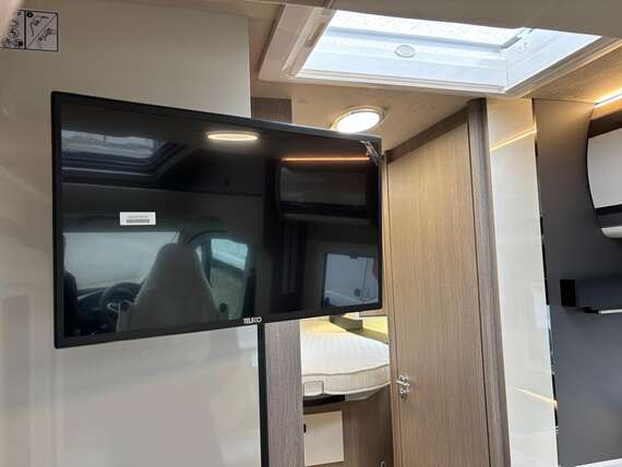 Continental-Compact-C-699-LC-Ref.-67439-37 -  - McLouis Continental Compact C699 LC