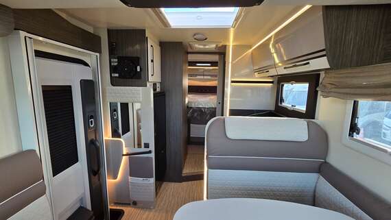 mclouis-carat-879-integraal-motorhome-campervan-van-mobilhome-camper (35) -  - McLouis Carat 879