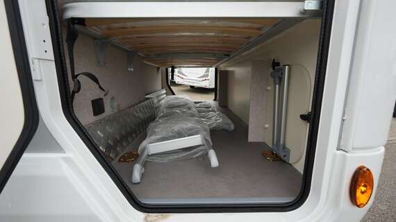 McLouis-glamys-322-alkoof-motorhome-mobilhome-camper-westvlaanderen-veurne-dicar-northsea (9) -  - McLouis Glamys A 322 - Fiat