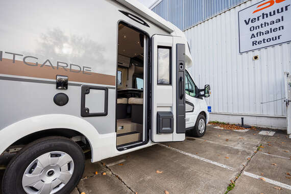 Grondpland-Avantgrade-360-mclouis-motorhome-camper-mobilhome-nieuw-kopen-huren-northsea (19) -  - McLouis Avantgarde 360 - Ford