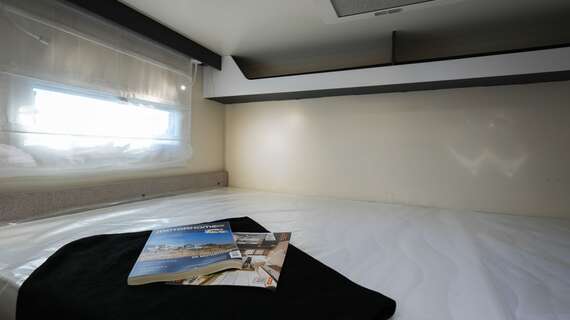 McLouis-Glamys-320-chass-fiat-alkoof-motorhome-mobilhome-camper-fiat-citroën-dicar-huren-kopen-nieuw-tweedehand-westvlaanderen (15) -  - McLouis Glamys A 320 - Ford