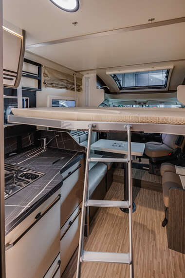 carat-481-centraal bed-mclouis-motorhome-mobilhome-camper (7) -  - McLouis Carat 481 Fiat