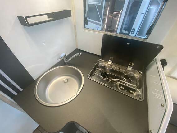 McLouis-avantgarde-sovereign-carat-381-nieuw-motorhome-camper-mobilhome-huren-kopen-mc4 (7) -  - McLouis Avantgarde 381 - Fiat