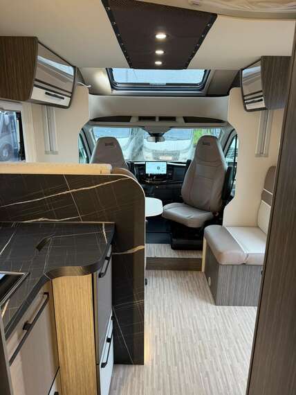 carat-479-mclouis-twinbedden-l salon-motorhome-mobilhome-camper (3) -  - McLouis Carat 479 Ford