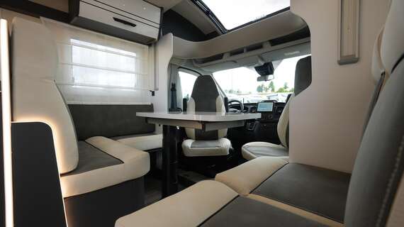 McLouis-Avantgarde-360-Ford-chass-89812-13-scaled -  - McLouis Avantgarde 360 - Fiat