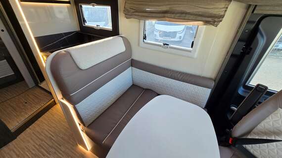 mclouis-carat-879-integraal-motorhome-campervan-van-mobilhome-camper (36) -  - McLouis Carat 879